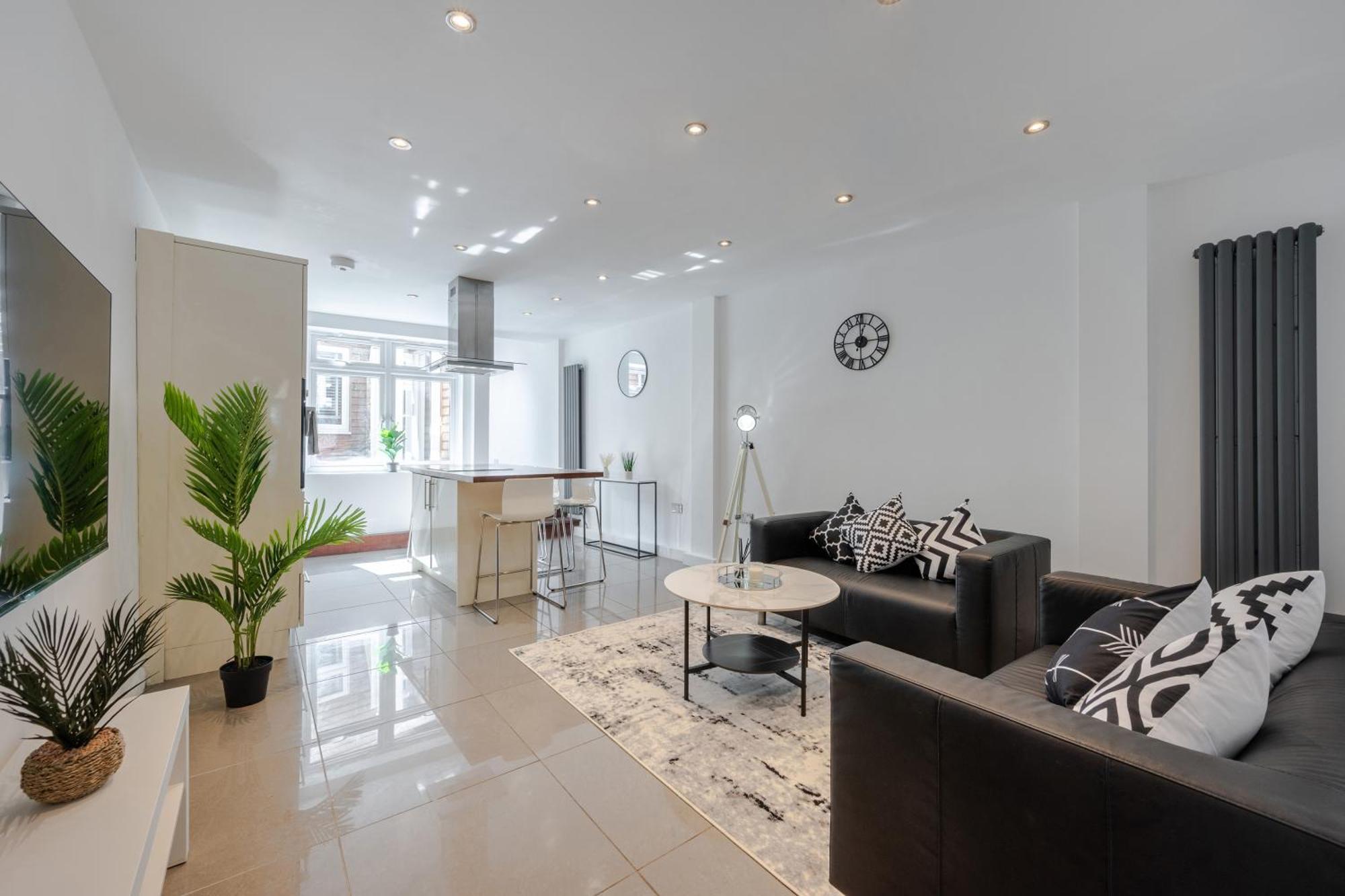 Stylish Two Bedroom Apartment By Central London With Garden Esterno foto